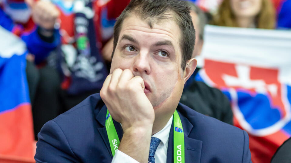 Na snímke je Ondrej Rusnák počas druhého zápasu základnej skupiny MS 2022, v ktorom nastúpili slovenskí hokejisti proti Nemecku.