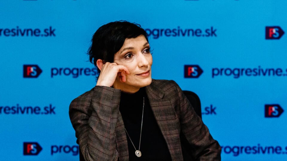 Na snímke novozvolená predsedníčka mimoparlamentnej politickej strany Progresívne Slovensko, Irena Bihariová.