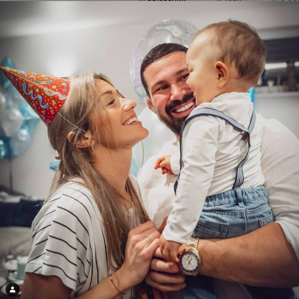 Sexi manželka Attilu Végha prezradila dôvody, prečo sa v zložitej situácii vybrali na luxusnú dovolenku.