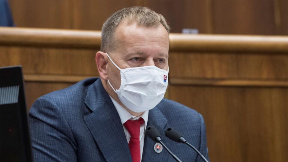 Na snímke predseda parlamentu SR Boris Kollár (Sme rodina) počas príhovoru predsedu vlády SR Igora Matoviča (OĽaNO) na 16. schôdzi NR SR 23. októbra 2020 v Bratislave. FOTO TASR - Martin Baumann