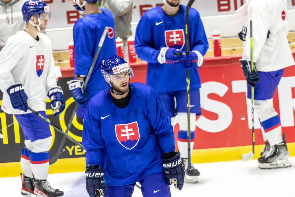 Prvý tréning slovenskej hokejovej reprezentácie v helsinskej hale Ice Hall pred zápasom s Francúzskom.