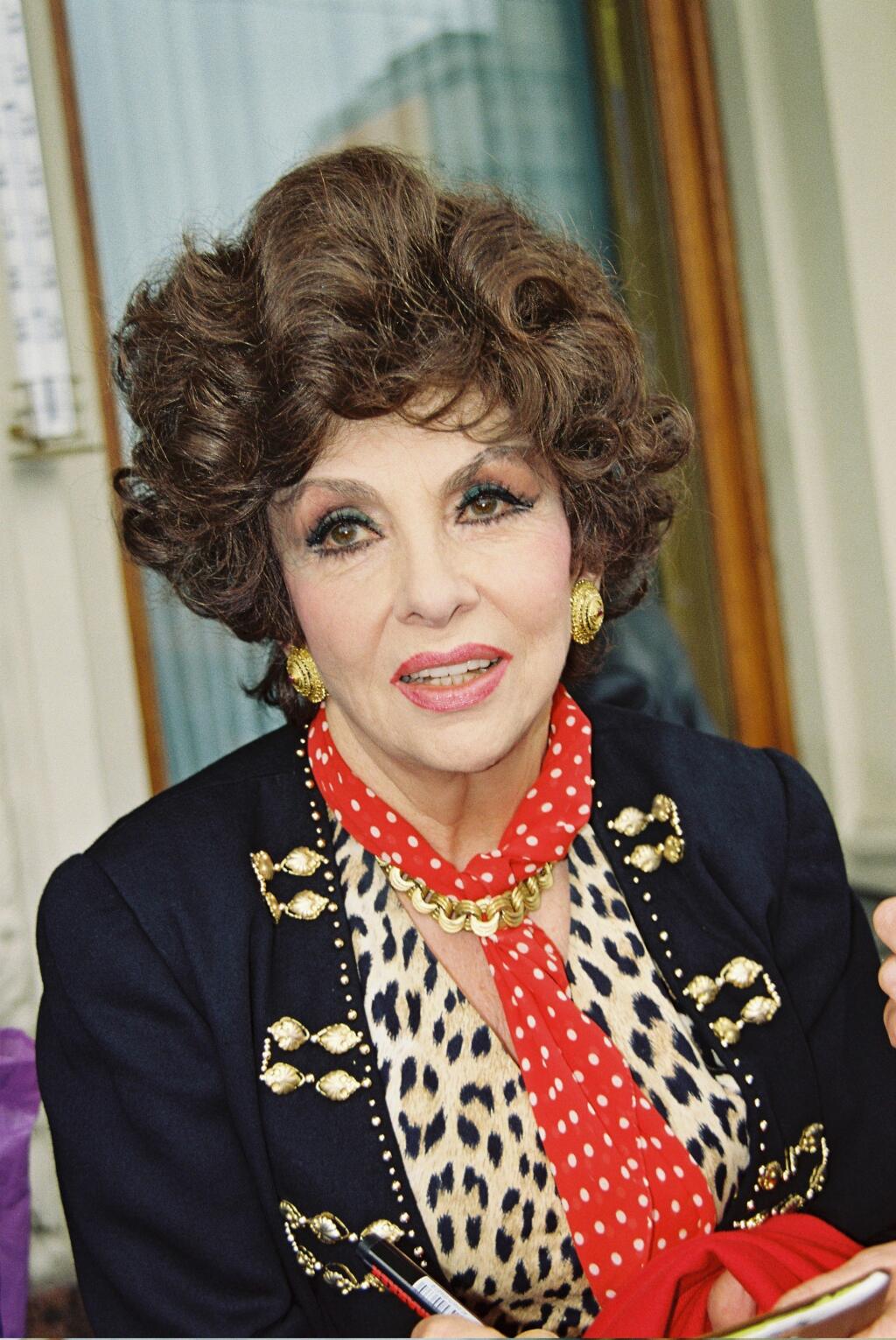 Gina Lollobrigida v staršom veku