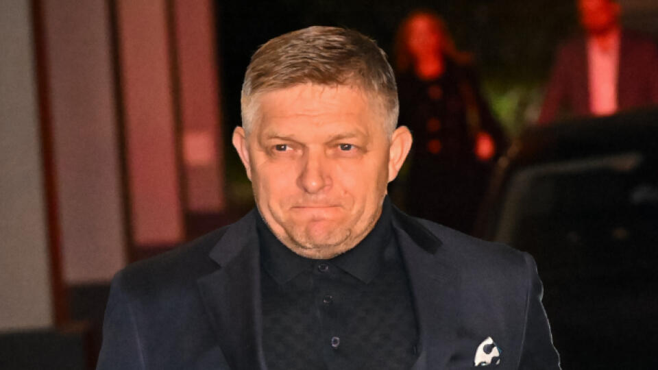 Na Slovensku sa v sobotu konali v poradí štvrté predčasné a celkovo deviate parlamentné voľby v ére samostatnej SR. Na snímke člen predseda strany Smer - sociálna demokracia Robert Fico prichádza do volebnej centrály strany počas predčasných parlamentných volieb na Slovensku v Bratislave v sobotu 30. septembra 2023. FOTO TASR - Pavol Zachar