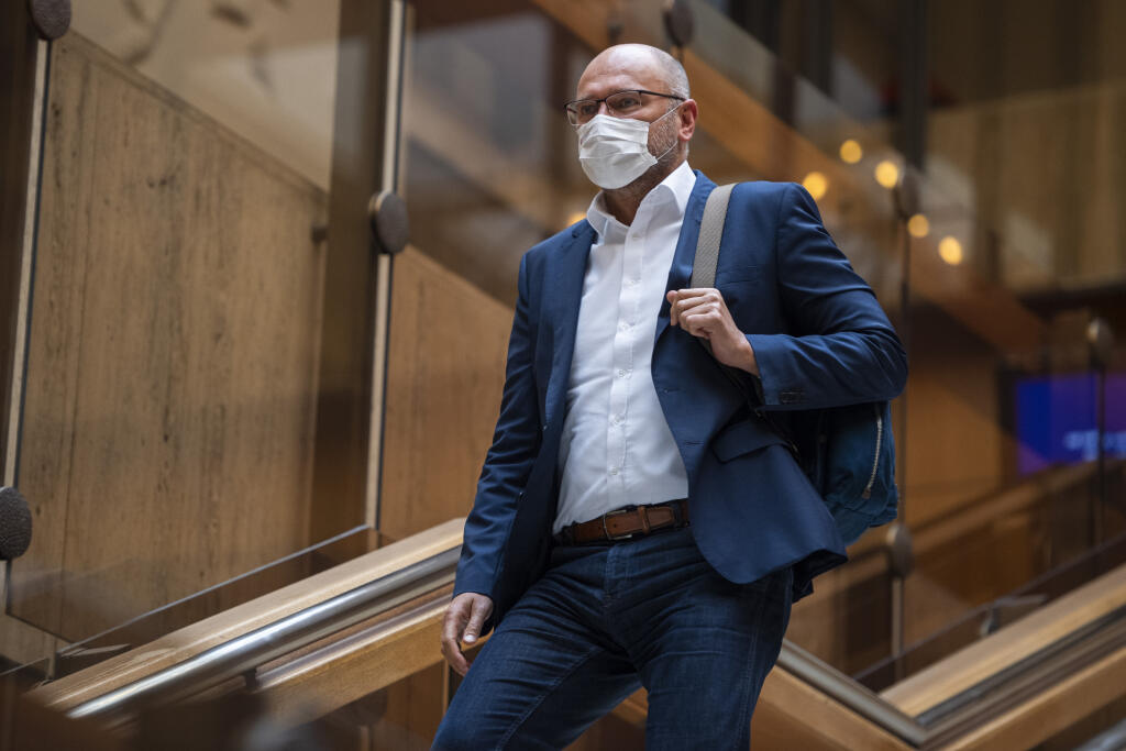 Na prípravu nových projektov malo ministerstvo hospodárstva len rok. Richard Sulík (SaS) sa napriek tomu neobáva, že do konca roka 2023 nestihne vyčerpať všetky eurofondy.