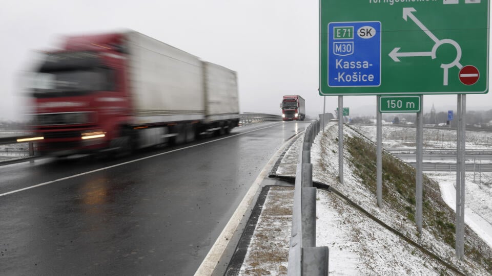SR MDV Stromček diaľnica M30 prihraničný úsek otvorenie KEX