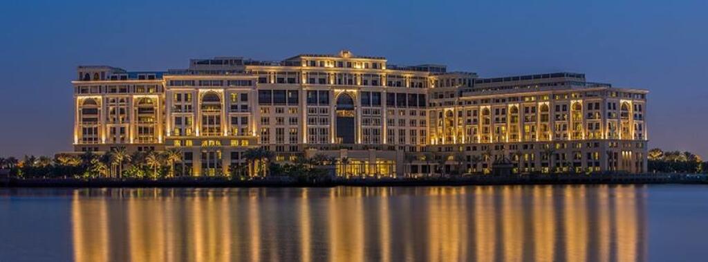V tomto komplexe Palazzo Versace v Dubaji má sídlo Dominika Cibulková.