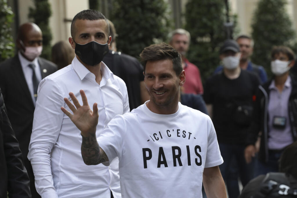 Argentínčan sa po odchode z Barcelony stal posilu PSG.