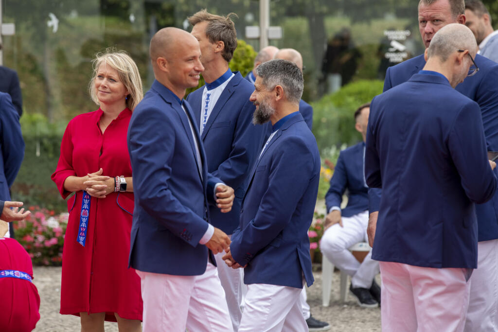 Slovenskí oympionici skladajú prisahu do rúk prezidentky Zuzany Čaputovej pred odletom do Tokia.