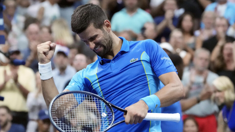 Novak Djokovič predviedol v New Yorku parádny trik.