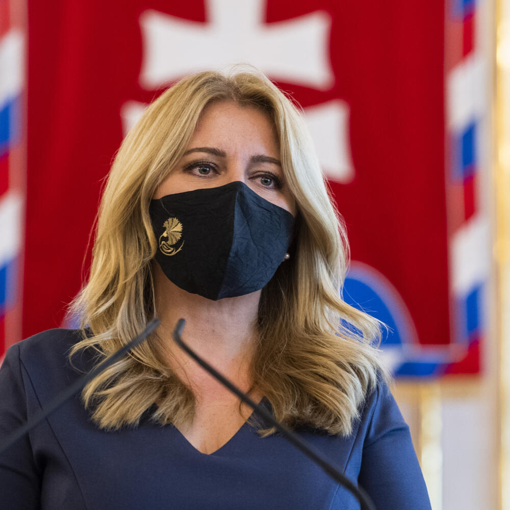 Na snímke prezidentka SR Zuzana Čaputová po stretnutí s ekonómami a sociológmi, s ktorými diskutovala o vývoji sociálnej a ekonomickej situácie na Slovensku.