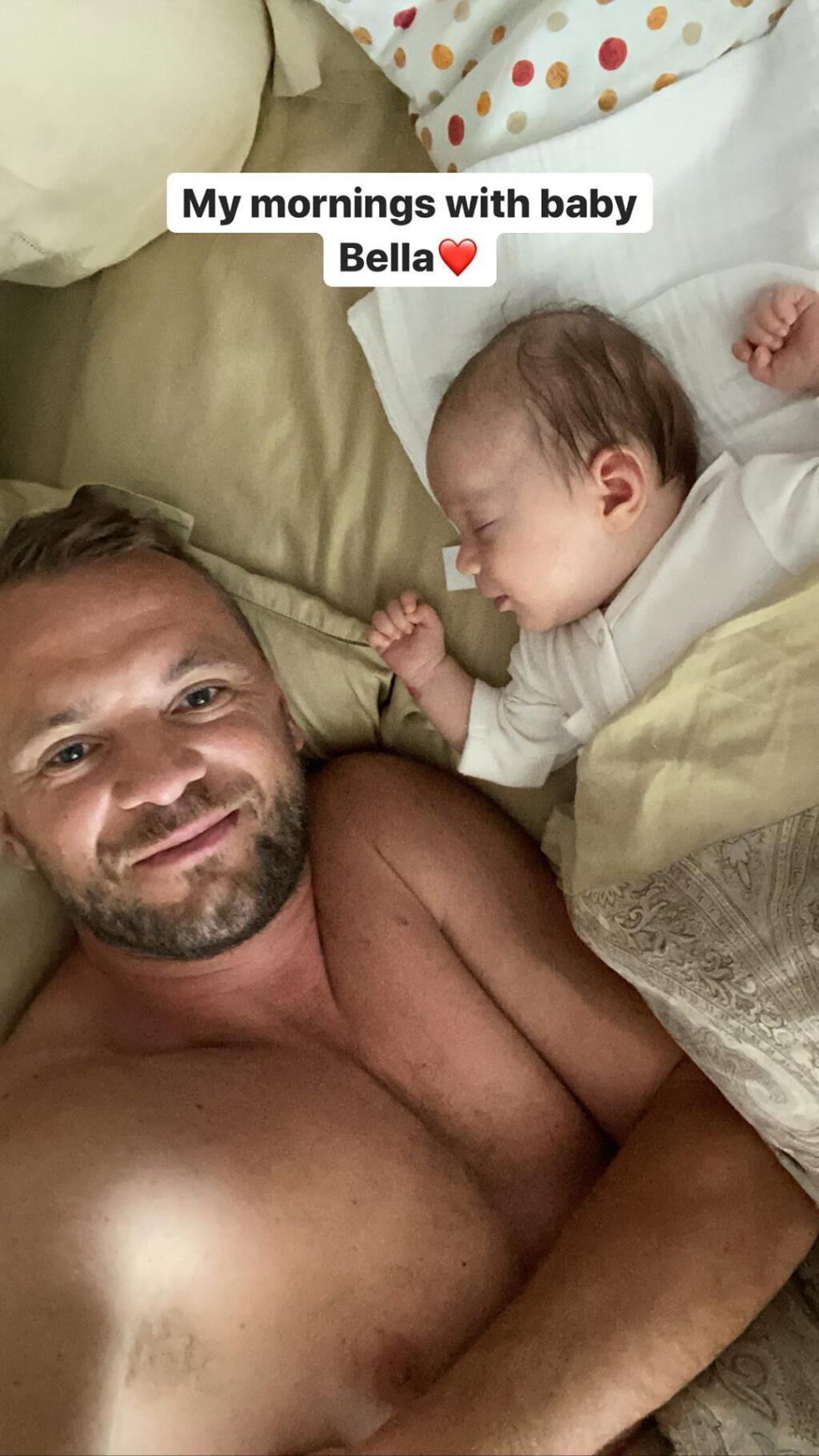Gáboríkovci radi odhalia súkromie a zábery s dcérkou Bellou stoja za to. Pri týchto záberoch sa idú fanúšikovia rozcítiť.