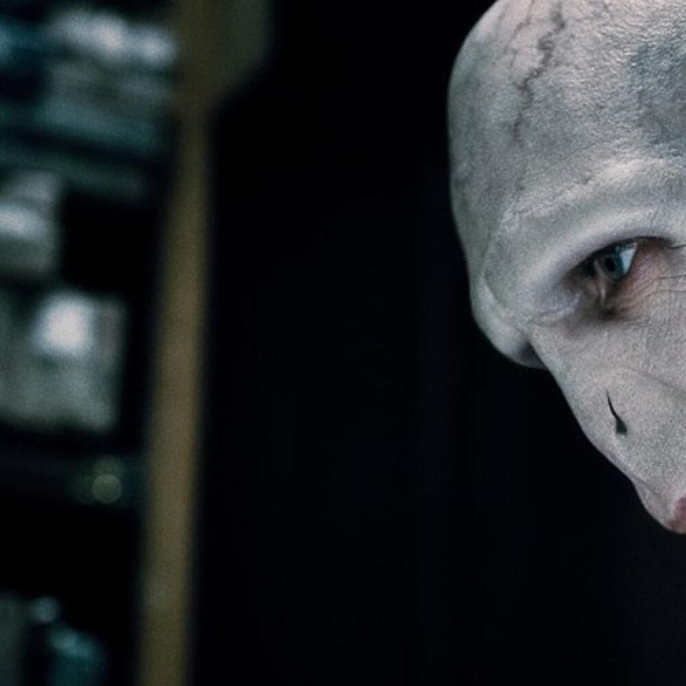 Ralph Fiennes ako Lord Voldemort zo série Harry Potter