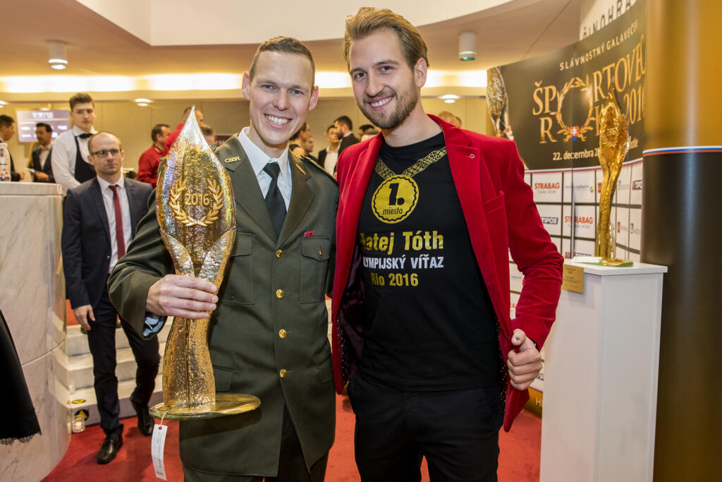 Matej Tóth a Samuel Tomeček počas galavečera Športovec roka 2016.