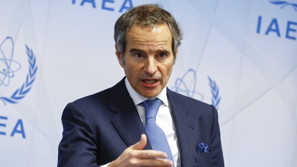 KK6 Viedeň - Riaditeľ Medzinárodnej agentúry pre atómovú energiu (MAAE) Rafael Mariano Grossi hovorí na tlačovej konferencii 7. marca 2022 vo Viedni. FOTO TASR/AP
IAEA Director General Rafael Mariano Grossi speaks at a press conference in the headquarter of the IAEA in the Vienna International Center in Vienna, Austria, Monday, March 7, 2022. (AP Photo/Lisa Leutner)