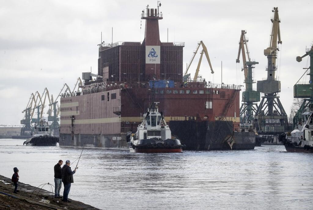 Akademik Lomonosov, prvá mobilná jadrová elektráreň