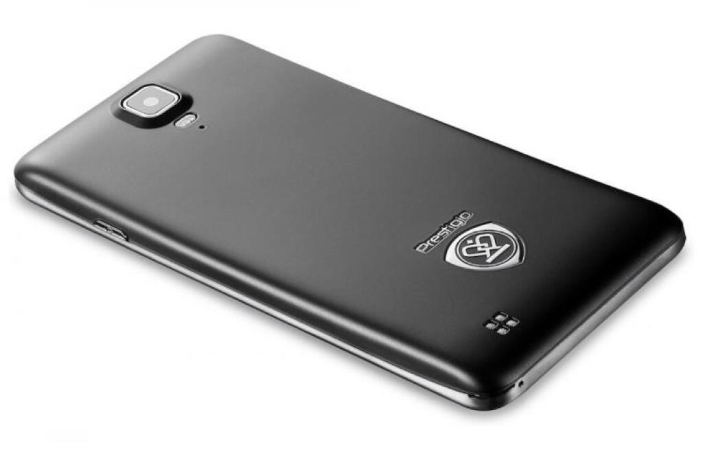 Prestigio MultiPhone 5044 duo: Lowcostový high-end