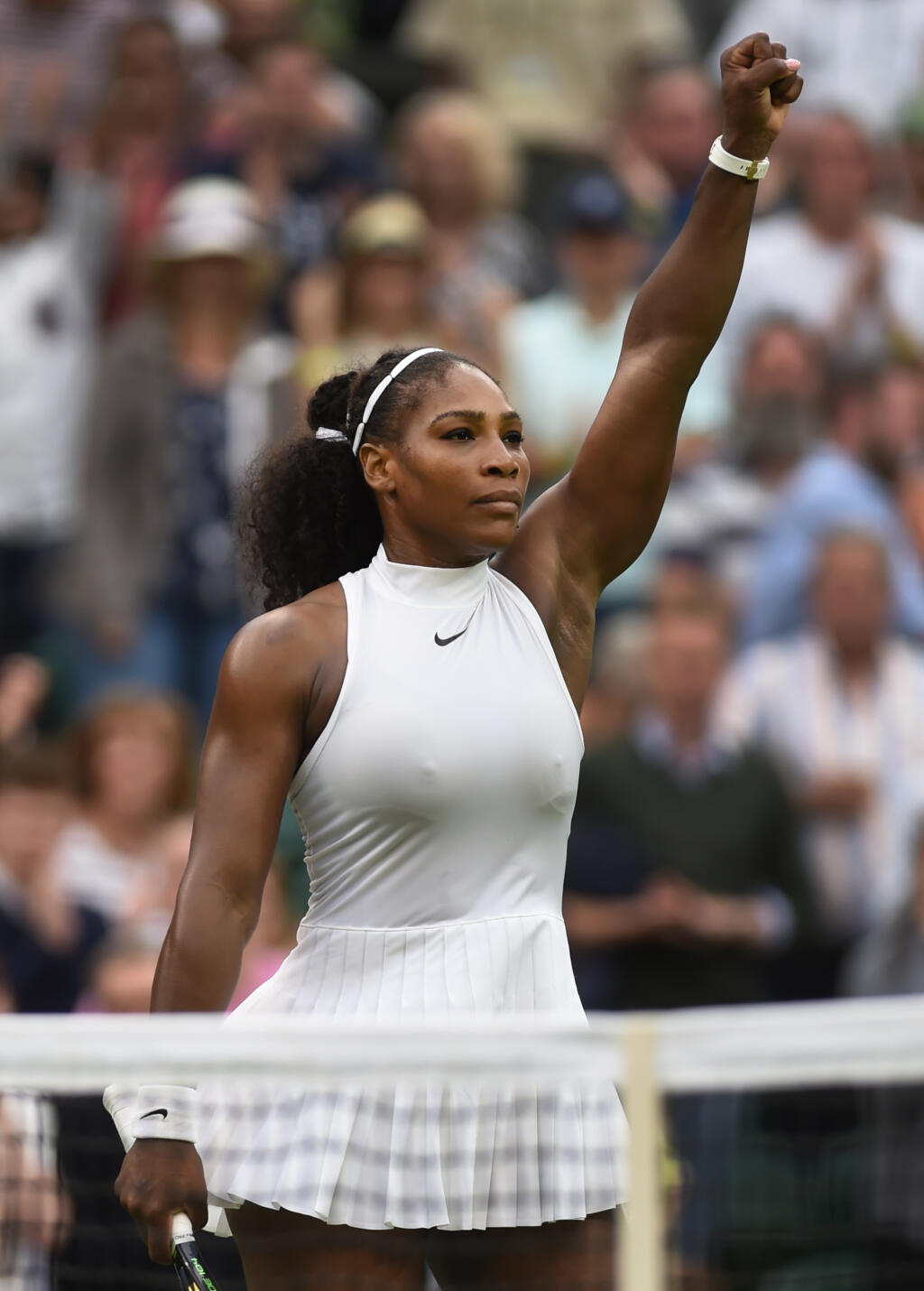 Serena Williamsová sa postarala o rozruch na Wimbledone pred piatimi rokmi. Nastúpila síce v povinnej bielej farbe, ale bez podprsenky a presvitali jej bradavky. Na grandslame, ktorý je známy svojou konzervatívnosťou, tak bola témou číslo jeden.