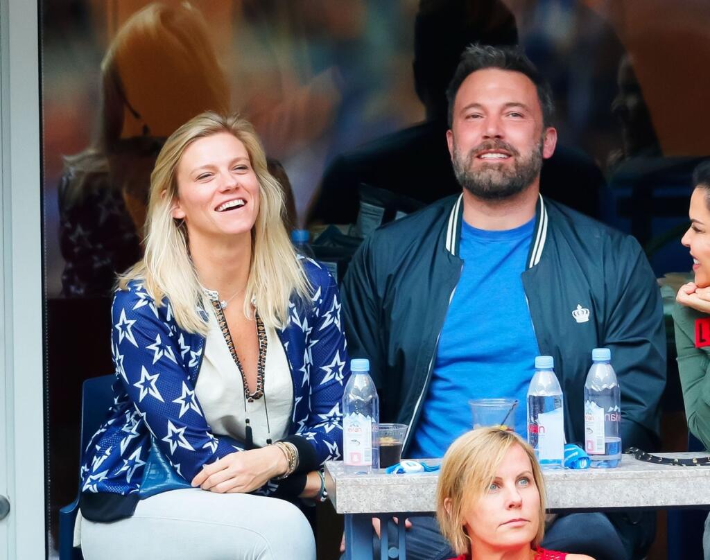 Ben Affleck a Lindsay Shookus randili v rokoch 2017-2019.