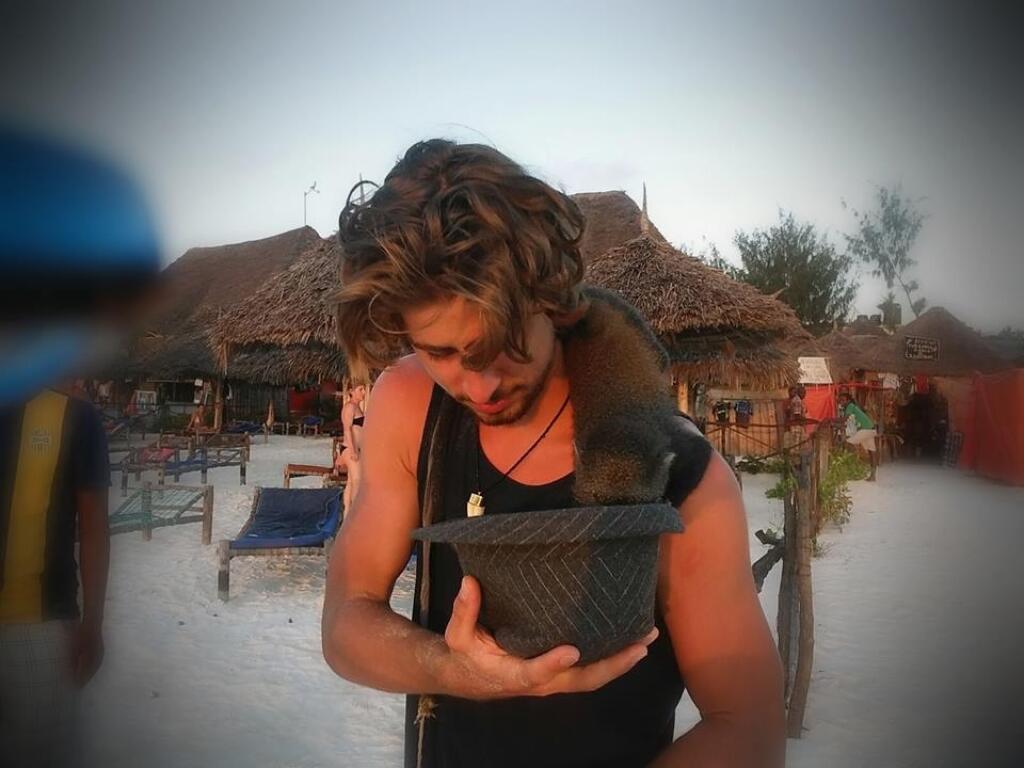 Svadobná cesta? Peter Sagan s manželkou Katkou sa vydali na Zanzibar, kde sa ich fotkami nakoniec pochválil jeden z hotelov.