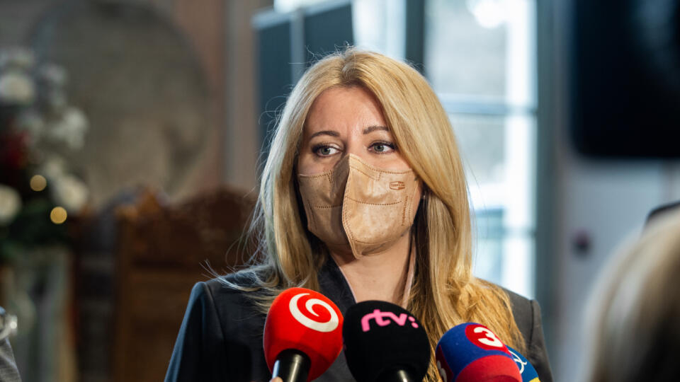 Očkovanie proti ochoreniu COVID-19 v priestoroch Prezidentského paláca pod záštitou prezidentky SR Zuzany Čaputovej v Bratislave. Na snímke Zuzana Čaputová.