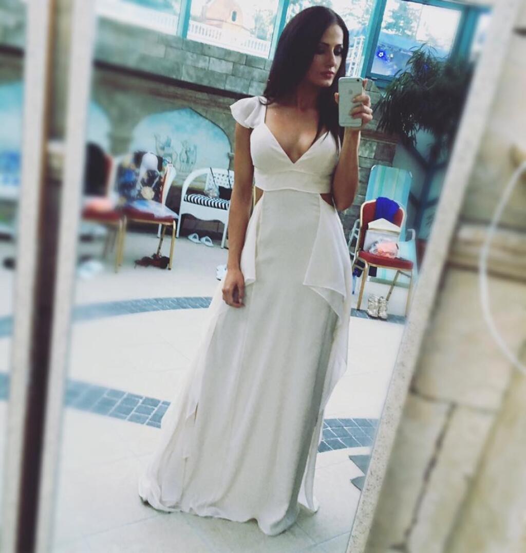 Túto sexi modelku zbalil futbalista SSC Neapol Stanislav Lobotka. „Kristína mala priateľa, ale rozišla sa s ním kvôli Lobotkovi,“ pokračoval zdroj.