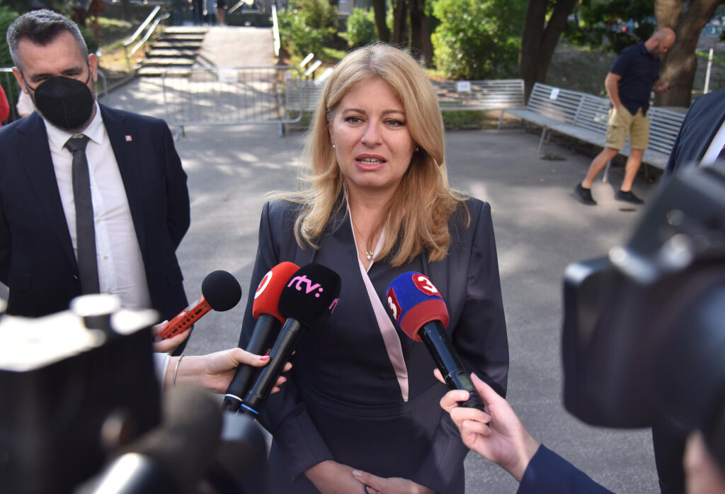 Na snímke prezidentka SR Zuzana Čaputová počas brífingu v rámci otvorenia nového školského roka na Základnej škole Dubová 2. septembra 2021 v Bratislave. FOTO TASR - Pavol Zachar