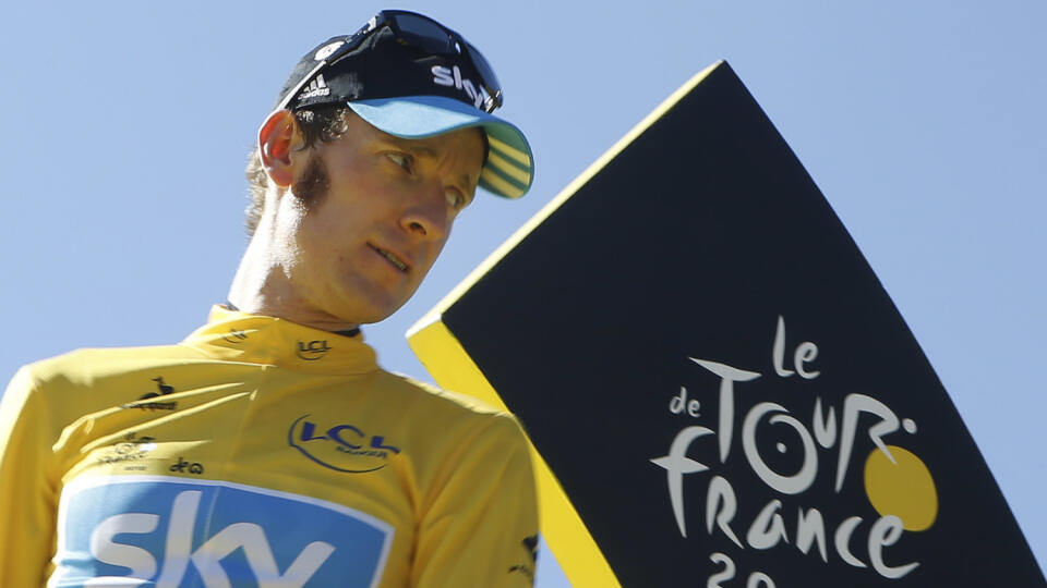 Bývalý britský cyklista a víťaz Tour de France z roku 2012 Bradley Wiggins prezradil, že keď mal 13 rokov, sexuálne ho obťažoval tréner.