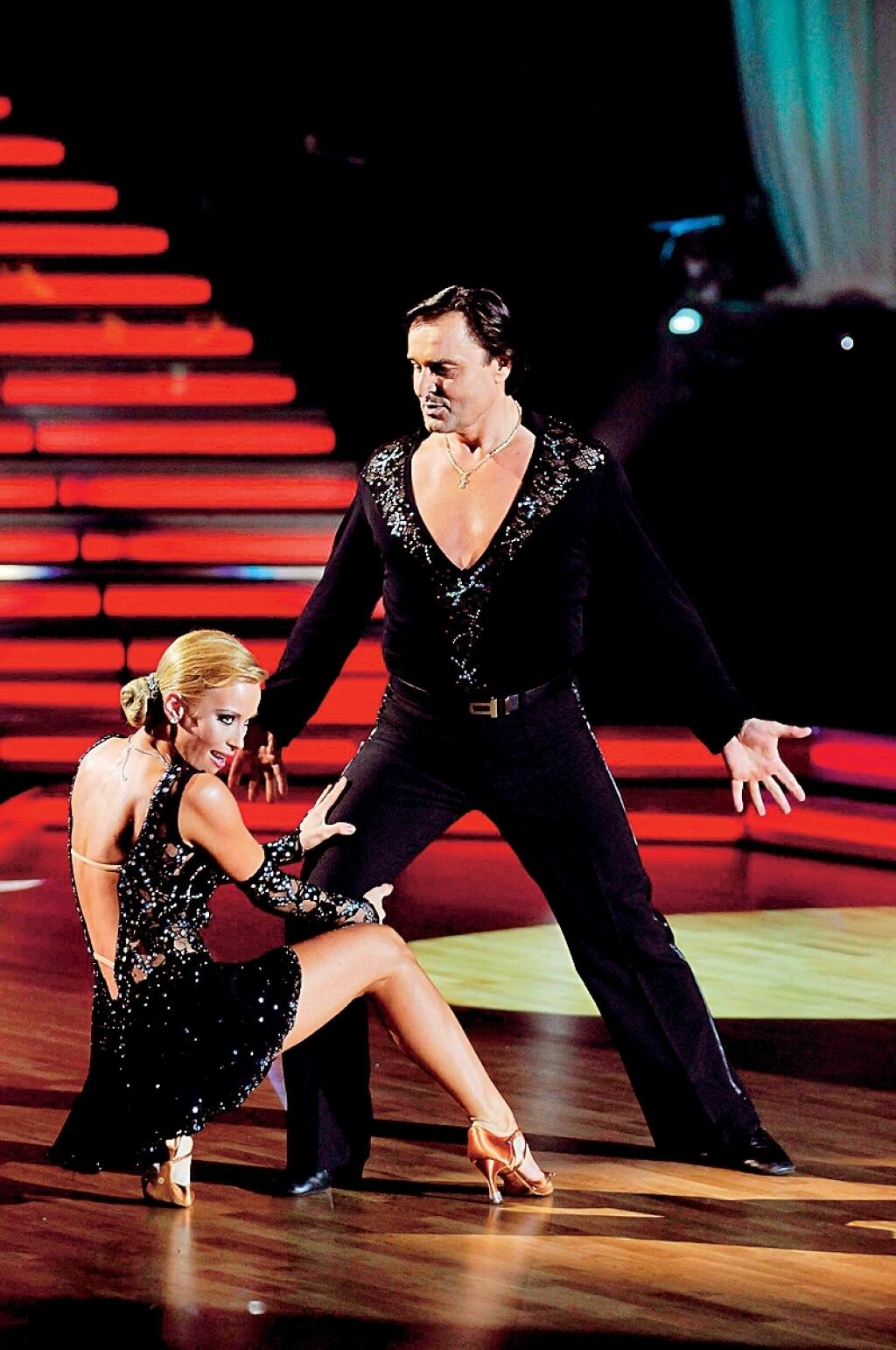 Jozef Vajda (52), herec, Let's Dance
foto: TV Markíza
uverejnené: Báječná žena č.20/08
pôvodný súbor:__extra_29943-_DSC3740.eps
