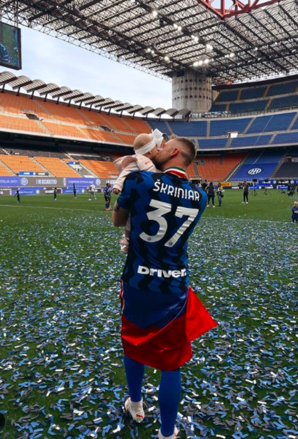 Milan Škriniar so svojou princeznou.