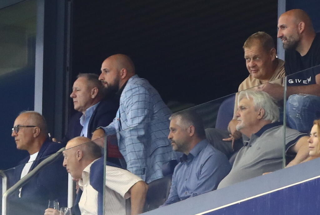 Posledné spoločné zábery Kmotríka s otcom na Tehelnom poli.