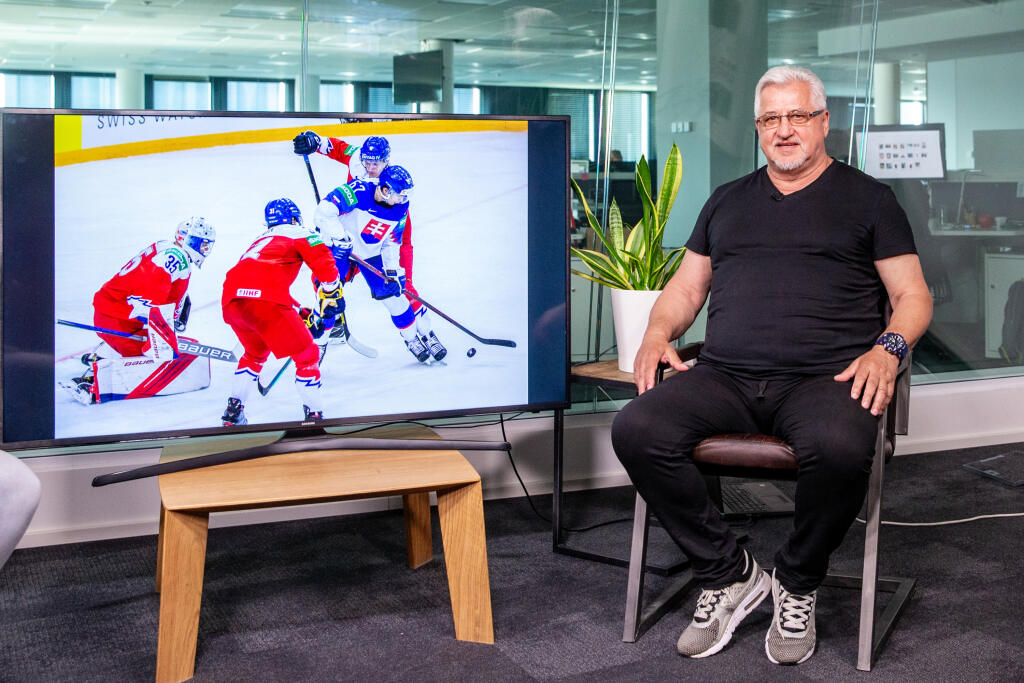 Na snímke je Vincent Lukáč počas zápasu na majstrovstvách sveta RIGA 2021 medzi Slovenskom a Českom.