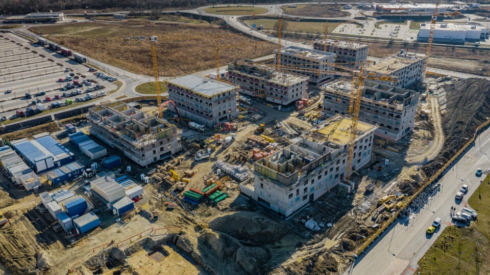 Na leteckej snímke developerský projekt Bory v Bratislave.