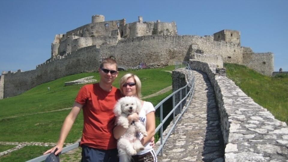 Spišský hrad:
Pavel a Ilona
si výlet na Spiši
pochvaľovali.