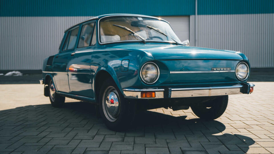 Škoda 100 z roku 1974 má menej ako 50 000 kilometrov