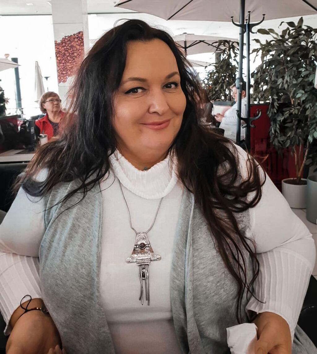 Renáta Názlerová