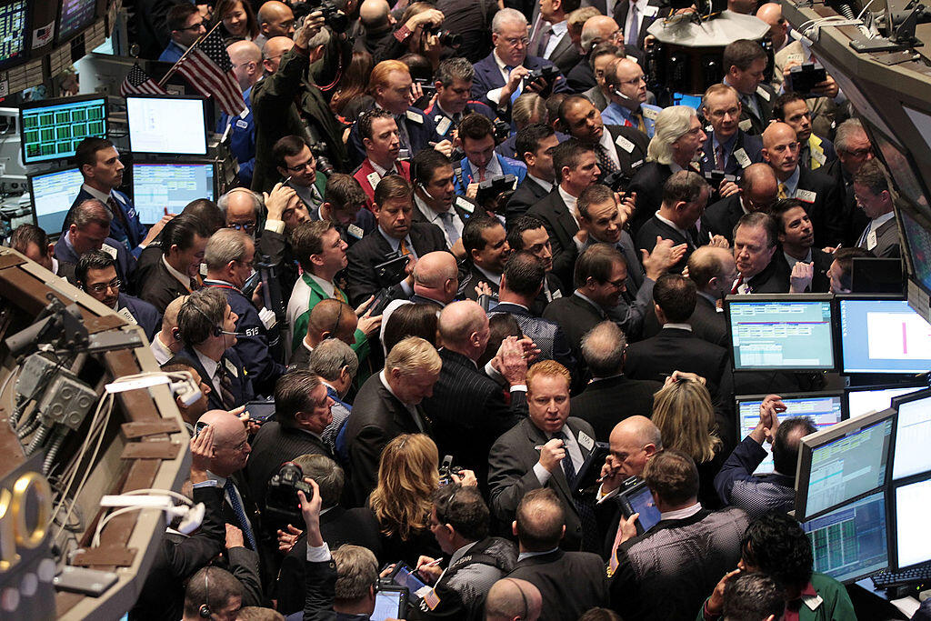 GM CEO Dan Akerson Rings Opening Bell At New York Stock Exchange