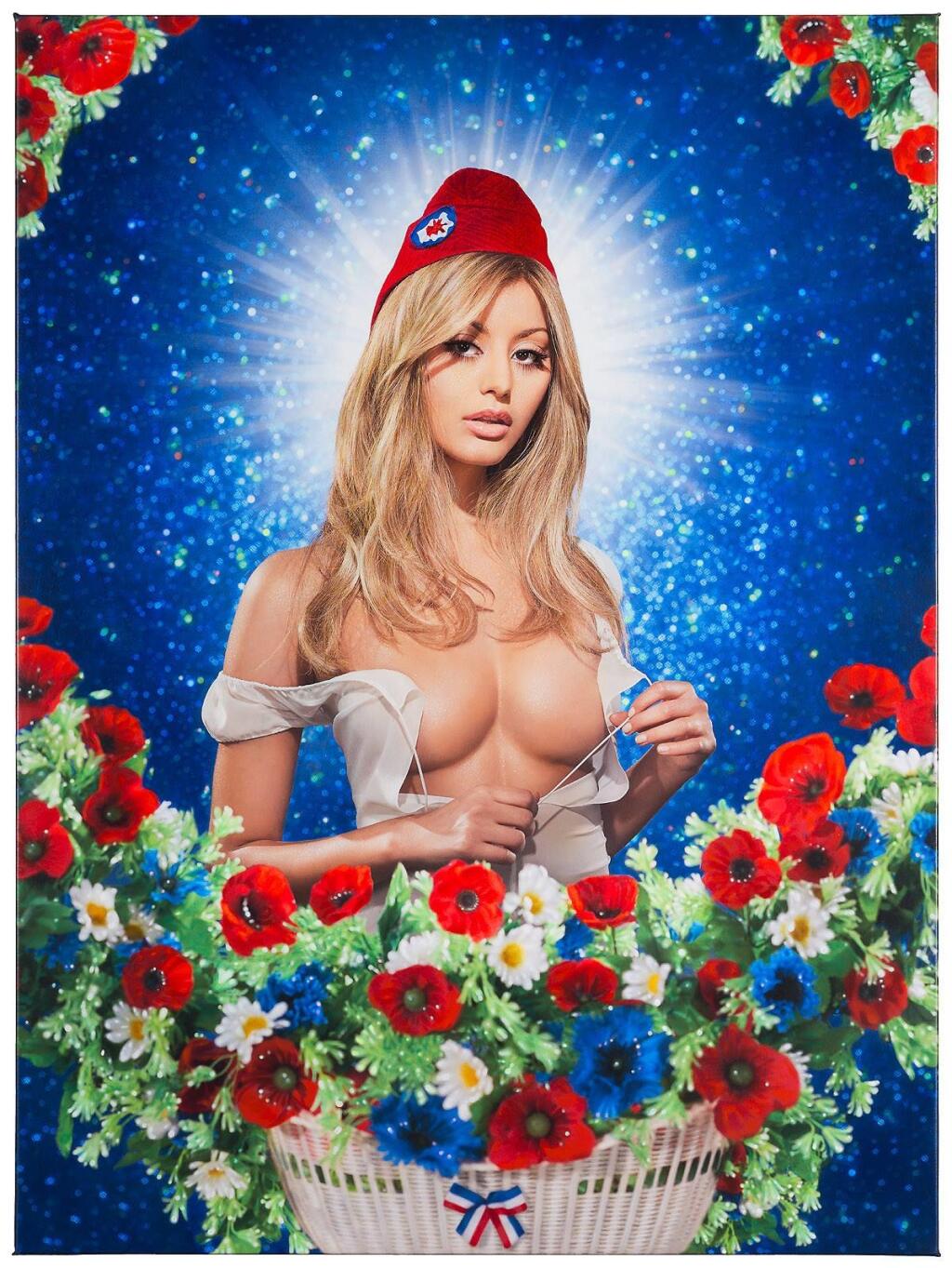 Stala sa aj múzou pre umelcov. V roku 2014 ju Pierre et Gilles zvečnili ako symbol Francúzska Marianne.