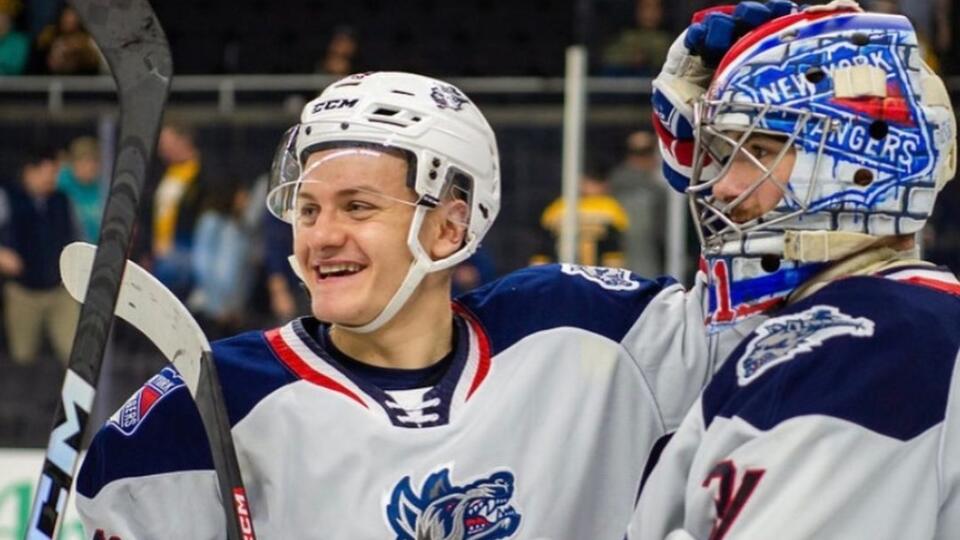 Adam Sýkora strávi budúcu sezónu na farme New Yorku Rangers v Hartforde.