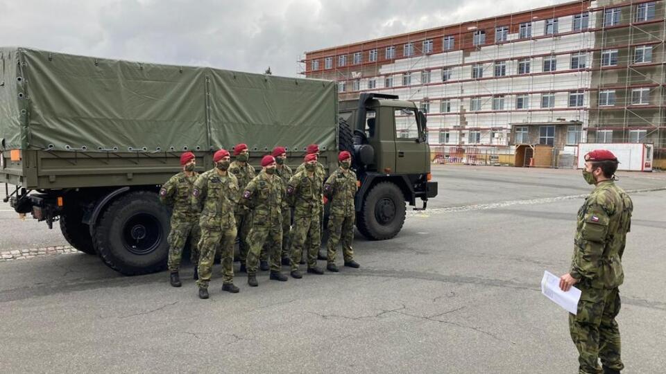 Poľsko: Národný štadión sa zmení na poľnú nemocnicu pre chorých na COVID-19.