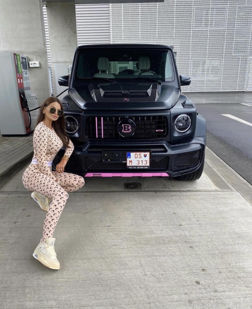 Zuzana Plačková v komplete obľúbenej značky
