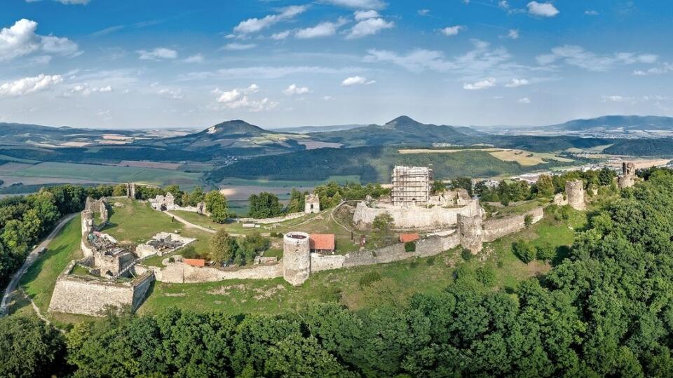 Hrad vyhľadávajú obyvatelia Prešova a okolia ako miesto vhodné na prechádzky.