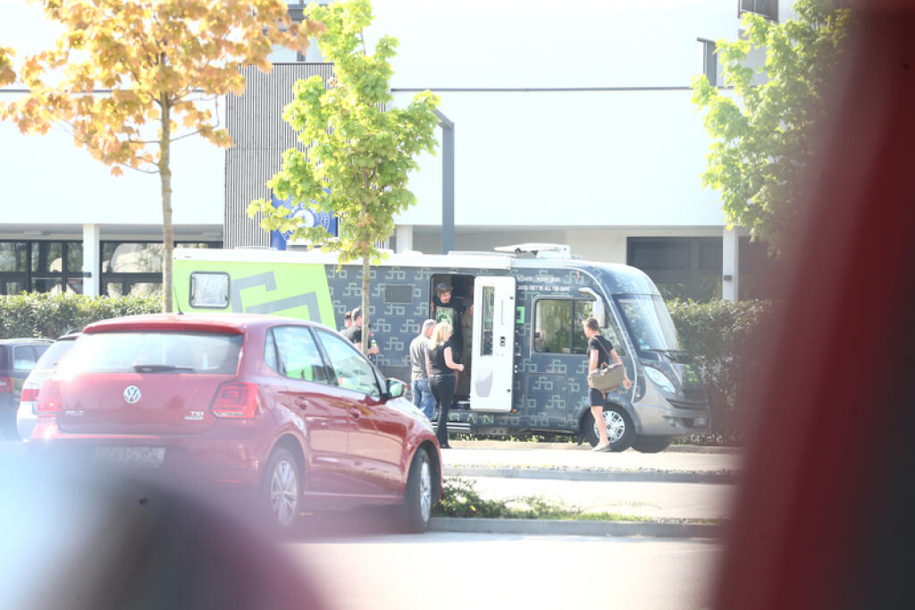. Podľa spoločných záberov je jasné, že Peter si rozumie aj s ňou a aj pri aprílovej návšteve Slovenska sa s ňou stretol.