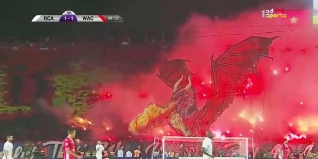 Úchvatné choreo v podaní fanúšikov klubu Raja Casablanca