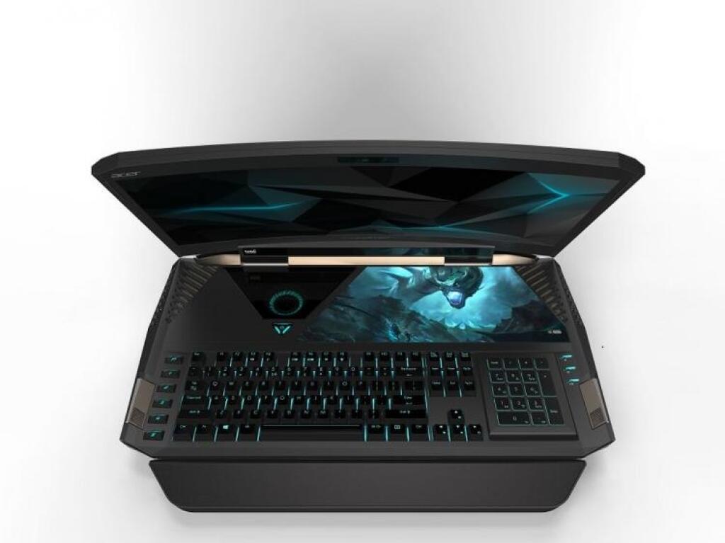 Najtenší notebook na svete je od Aceru. A tiež 8 kilový herný laptop