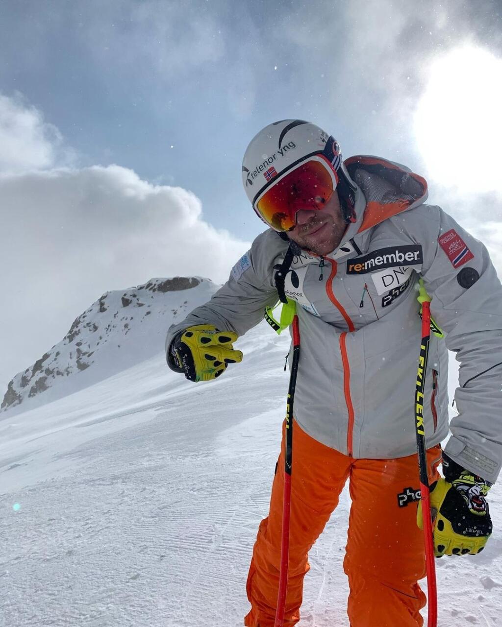 Alexander Aamodt Kilde patrí medzi najsexi lyžiarov. Zaľúbil sa do Shiffrinovej.