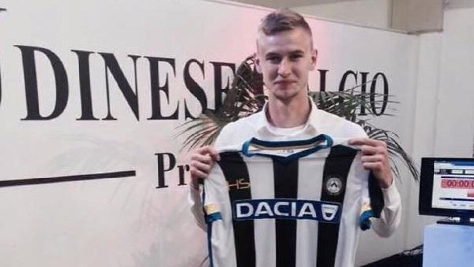 Filip Vaško s dresom Udinese.