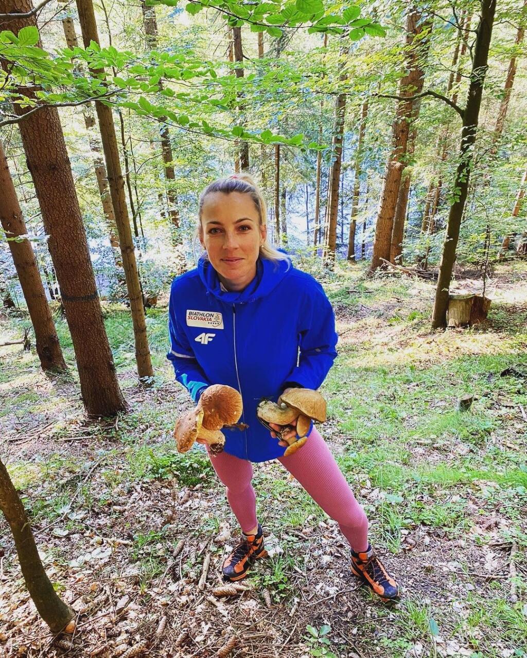 Po pôrode Terézia dlho doma nevydržala a začala podnikať turistické výlety po Slovensku.