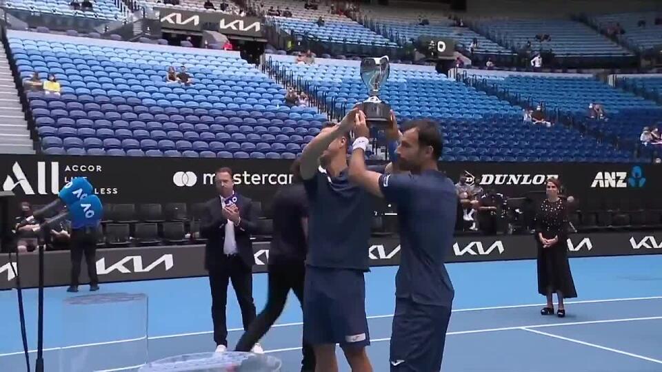 Polášek s Dodigom zvládli finále Australian Open, Slovensko má grandslamového šampióna!