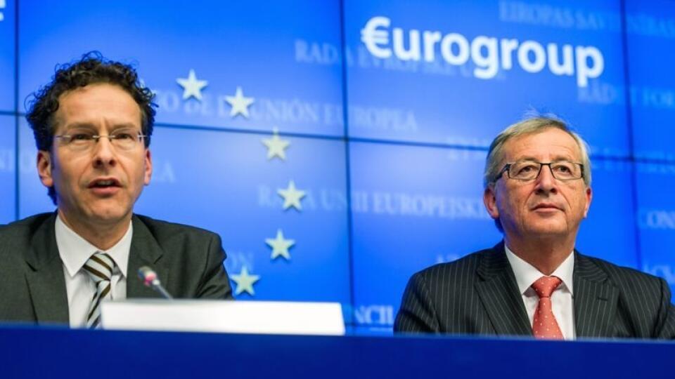 Štáty eurozóny musia dodržať plán vytvorenia bankovej únie.