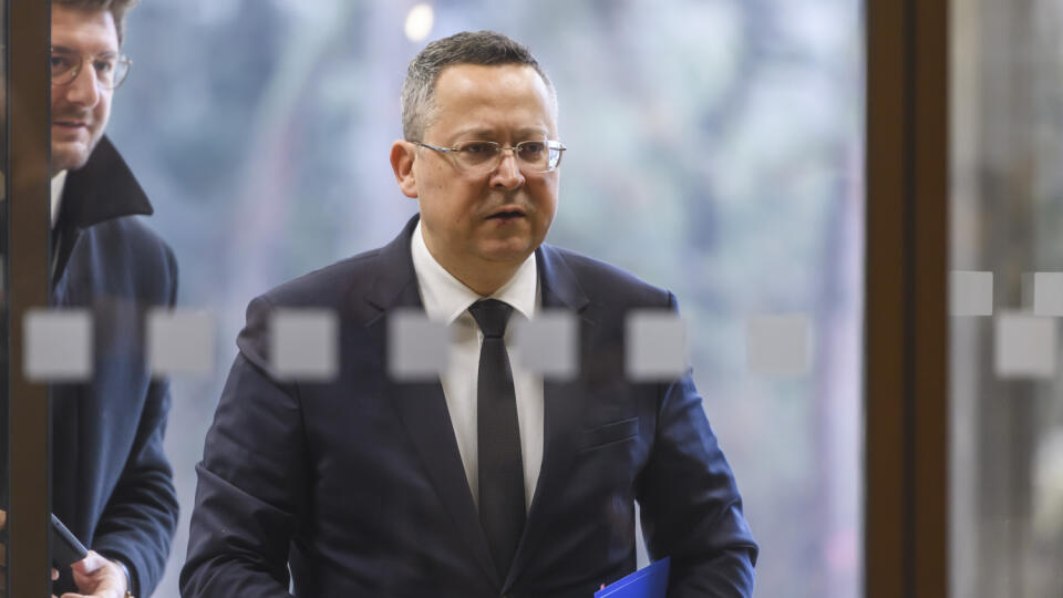 Na snímke minister financií SR Ladislav Kamenický (Smer-SD) prichádza na 12. rokovanie vlády SR v Bratislave 18. januára 2024. FOTO TASR - Jaroslav Novák